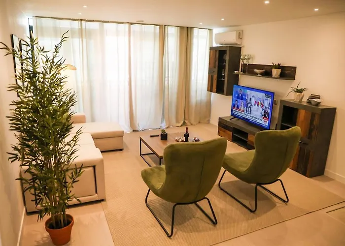 Dona Mecia Funchal (Madeira)